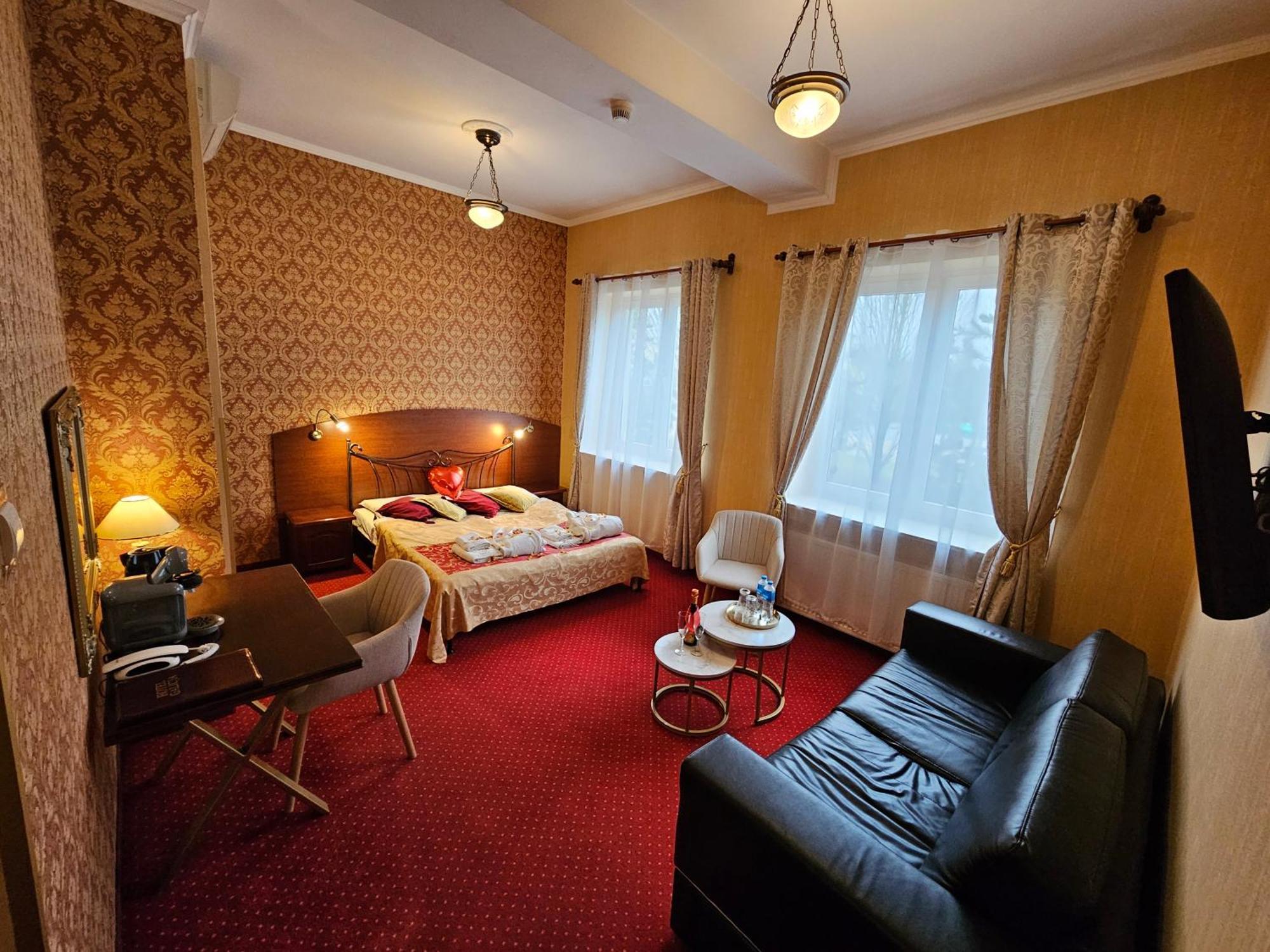 Hotel Galicja Spa Wieliczka Exteriör bild