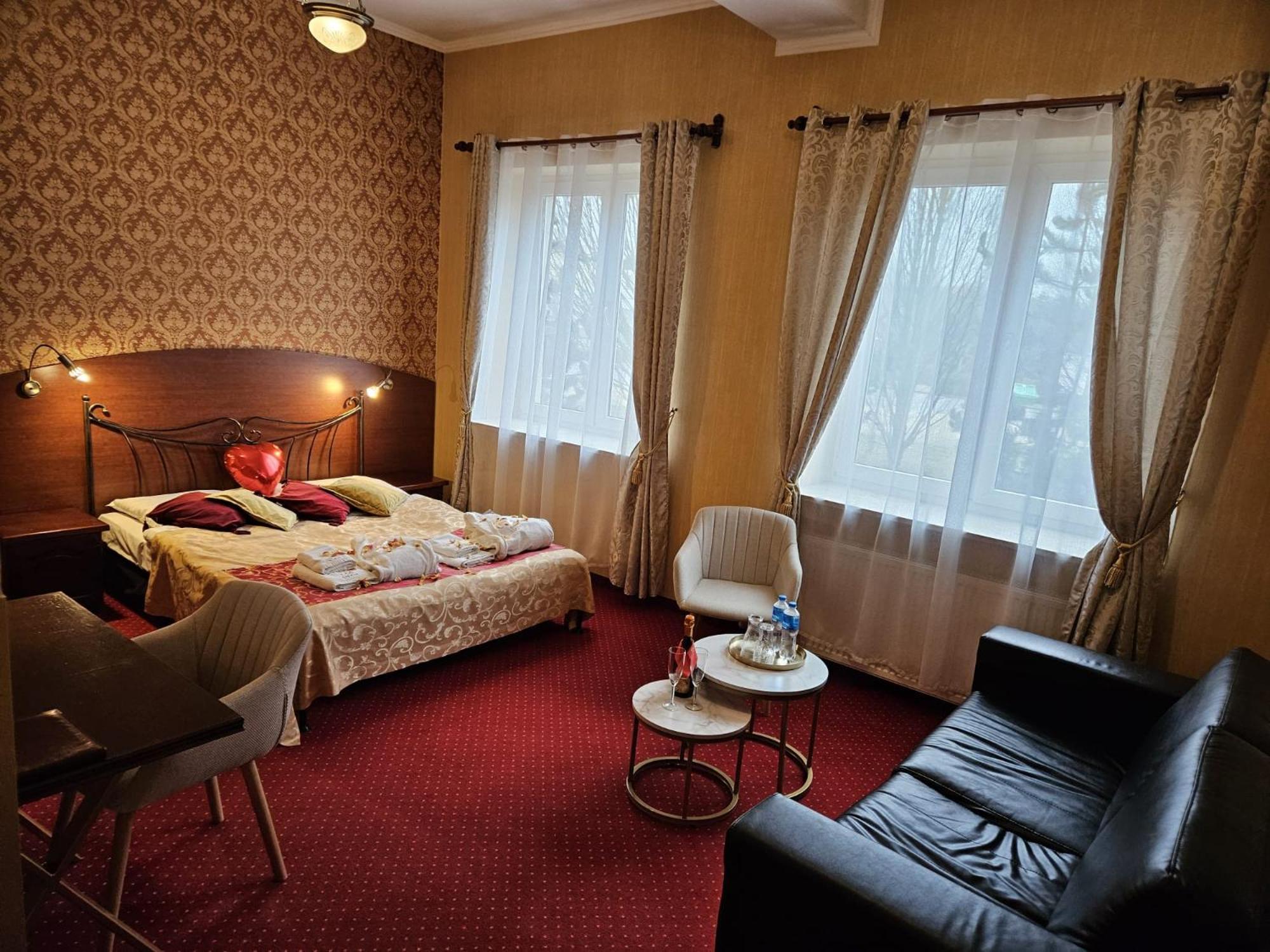 Hotel Galicja Spa Wieliczka Exteriör bild